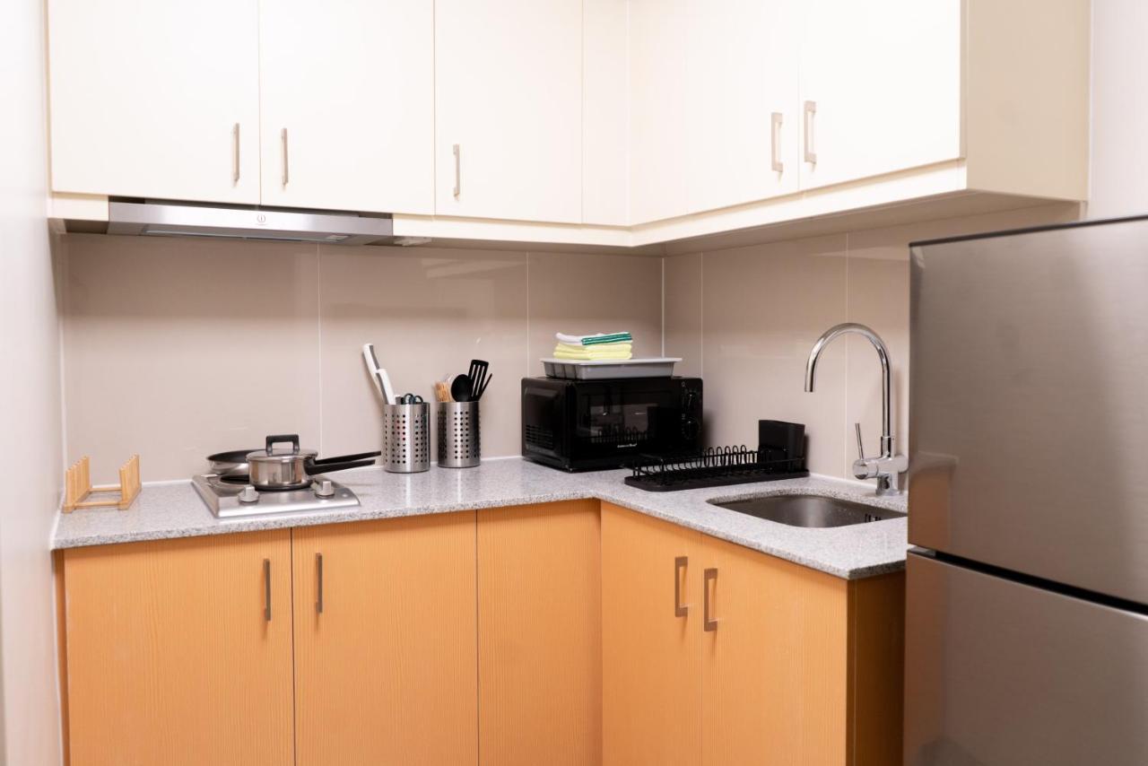 Uptown Parksuites Apartments Tower 2 Bgc By Ph Staycation Manila Ngoại thất bức ảnh