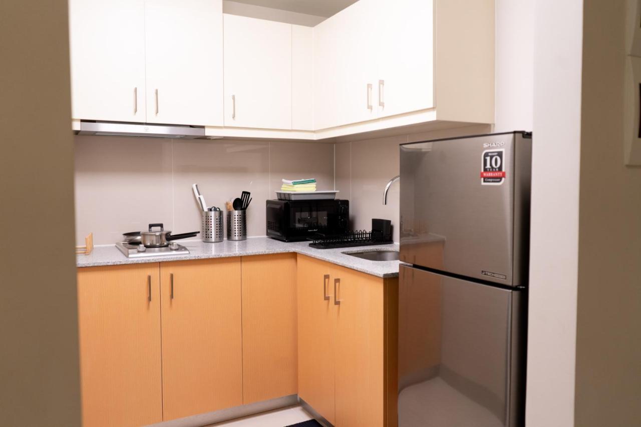 Uptown Parksuites Apartments Tower 2 Bgc By Ph Staycation Manila Ngoại thất bức ảnh