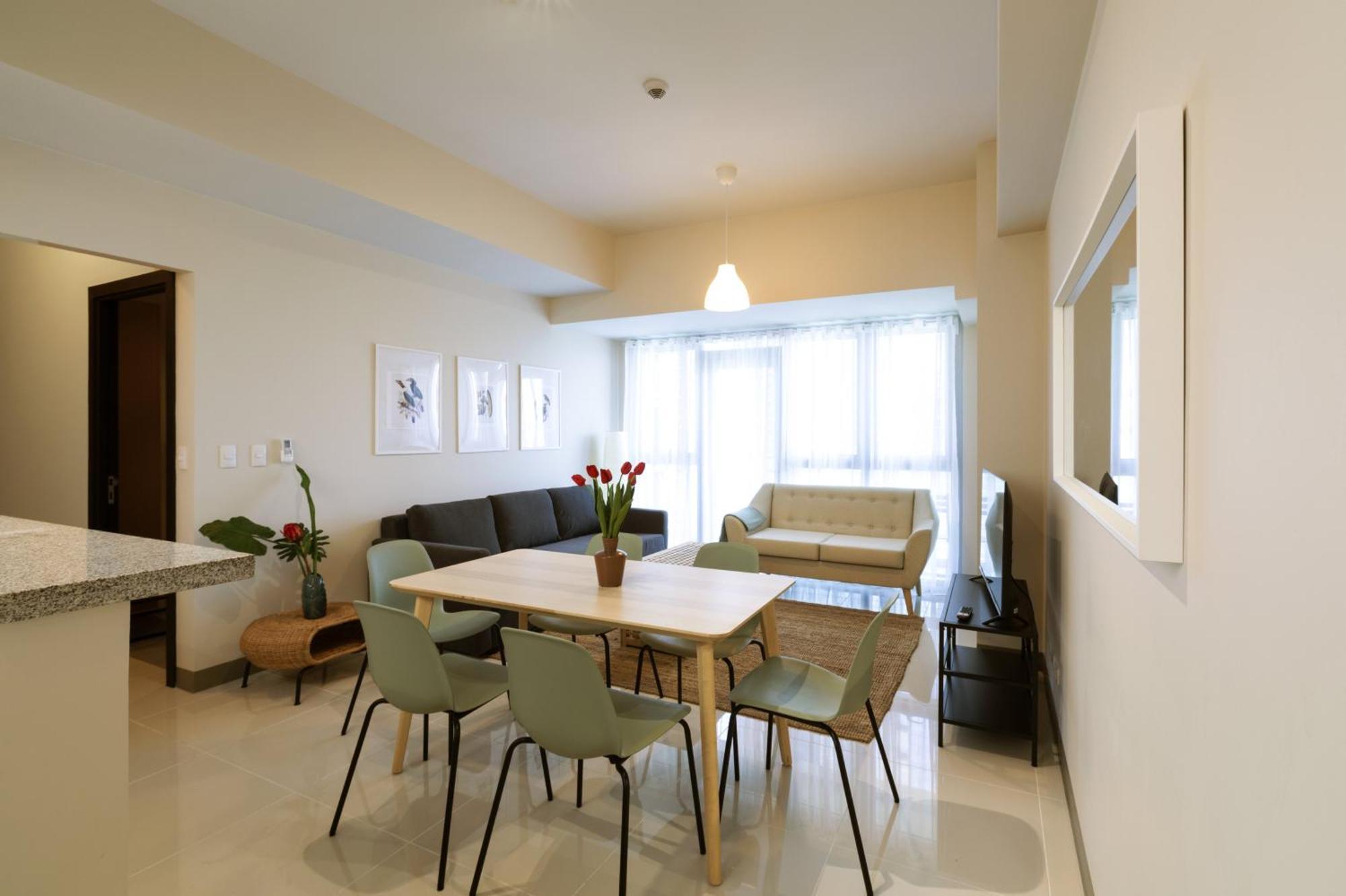 Uptown Parksuites Apartments Tower 2 Bgc By Ph Staycation Manila Ngoại thất bức ảnh