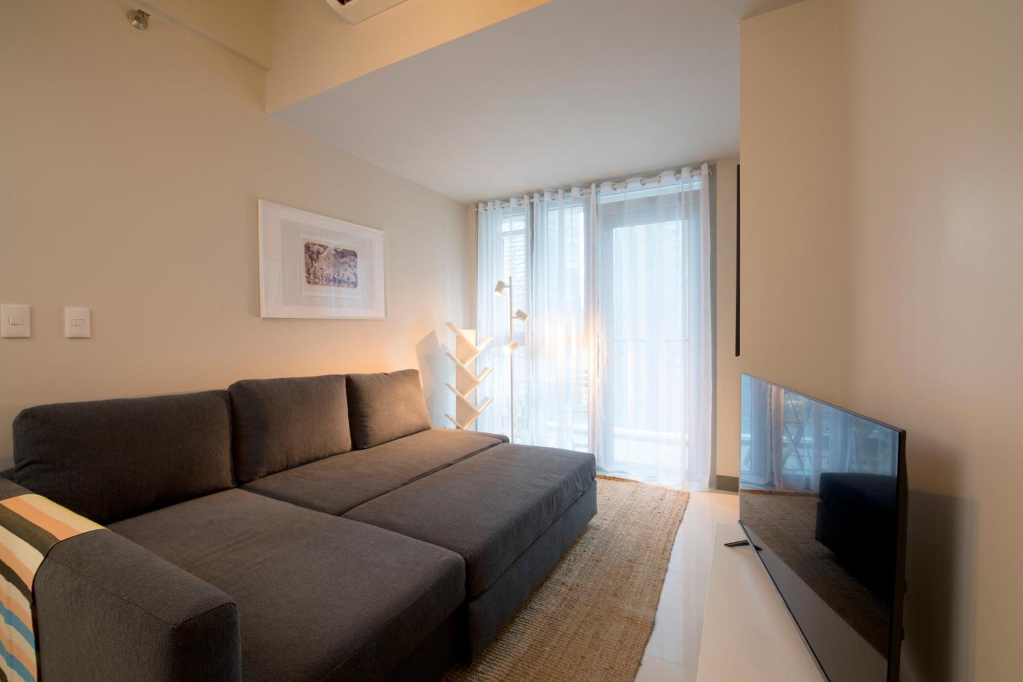 Uptown Parksuites Apartments Tower 2 Bgc By Ph Staycation Manila Ngoại thất bức ảnh