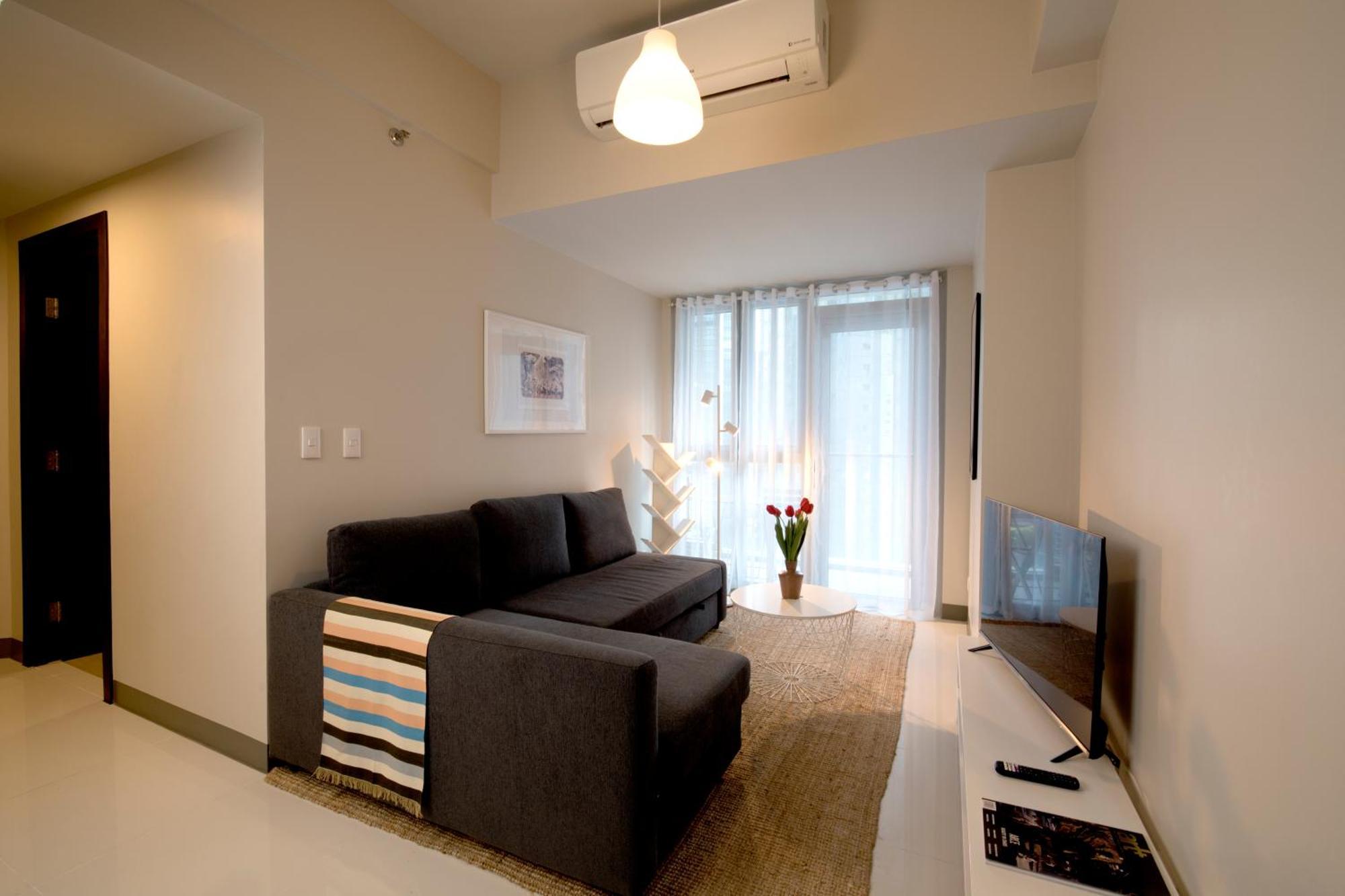 Uptown Parksuites Apartments Tower 2 Bgc By Ph Staycation Manila Ngoại thất bức ảnh