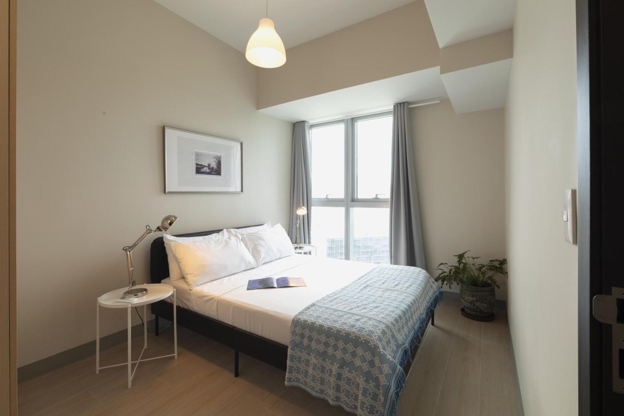 Uptown Parksuites Apartments Tower 2 Bgc By Ph Staycation Manila Ngoại thất bức ảnh