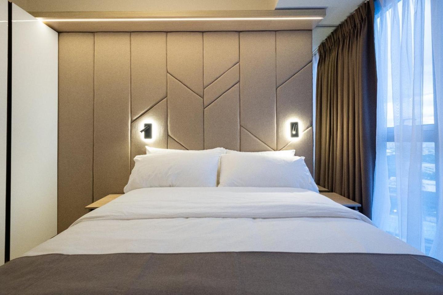Uptown Parksuites Apartments Tower 2 Bgc By Ph Staycation Manila Ngoại thất bức ảnh
